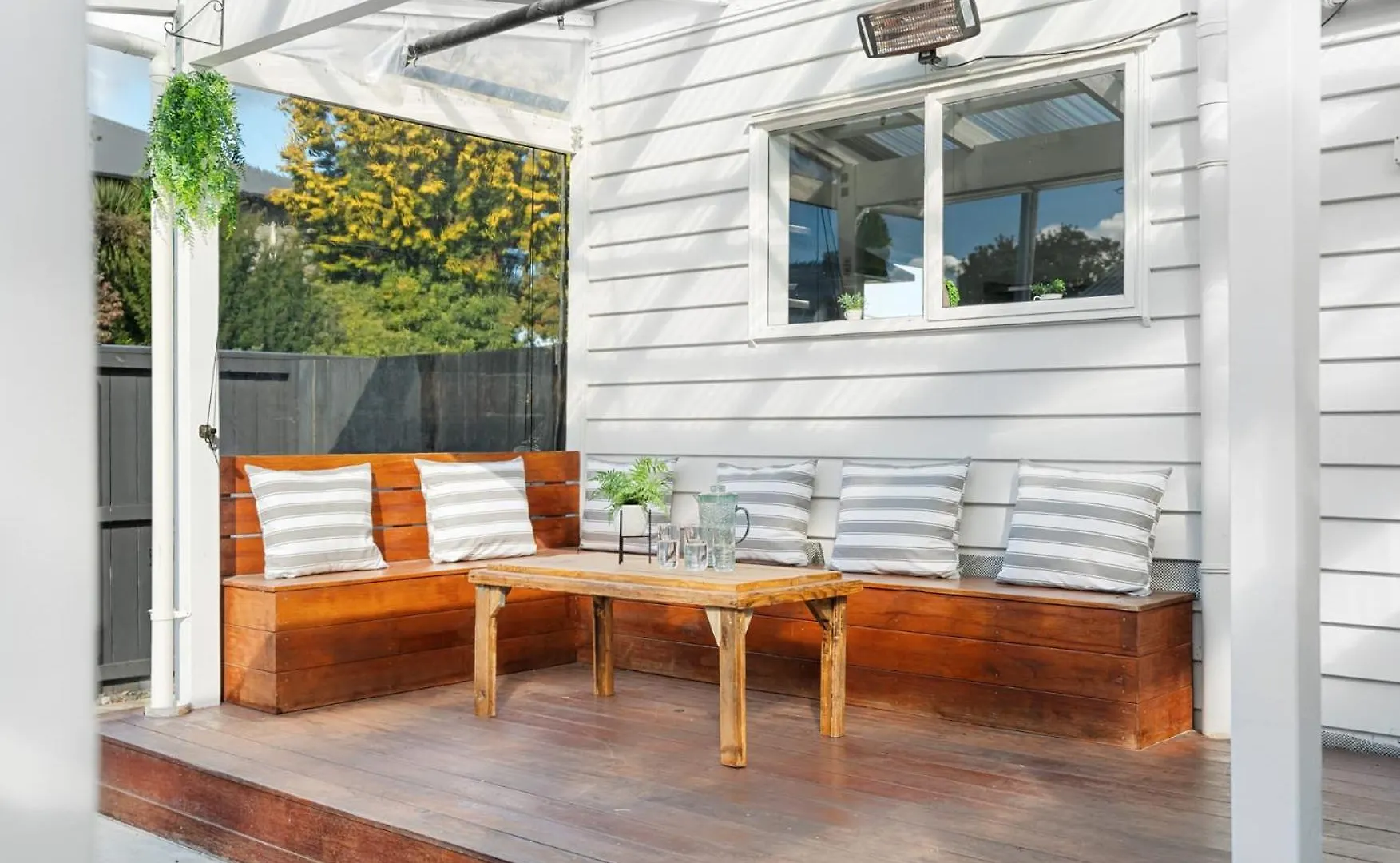 Central City Villa Perfect For Up To 12-Guests Christchurch New Zealand