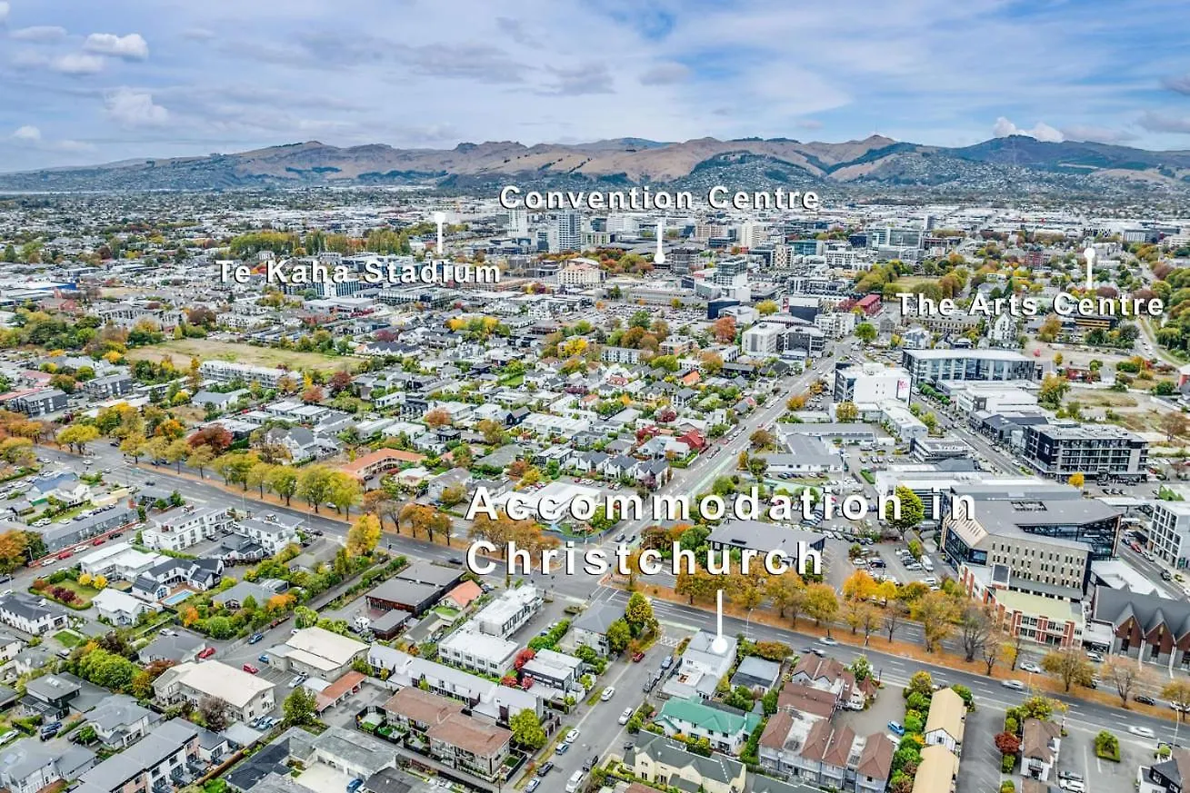 Central City Villa Perfect For Up To 12-Guests Christchurch New Zealand